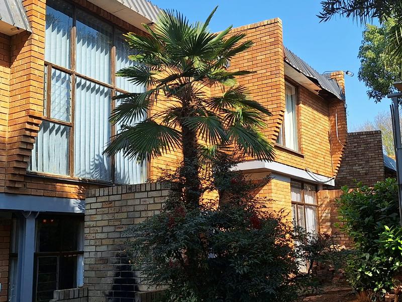 5 Bedroom Property for Sale in Wilkoppies North West